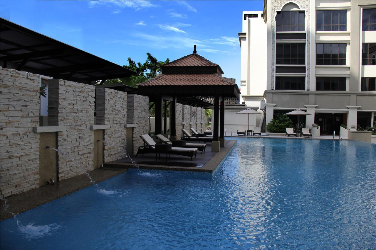 Perdana Kota Bharu Hotel Kültér fotó